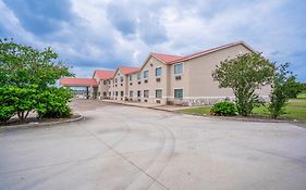 Texan Inn By Oyo Beeville Us-181